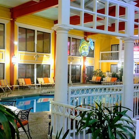 Bel-Aire Hotel Lake エリー エクステリア 写真