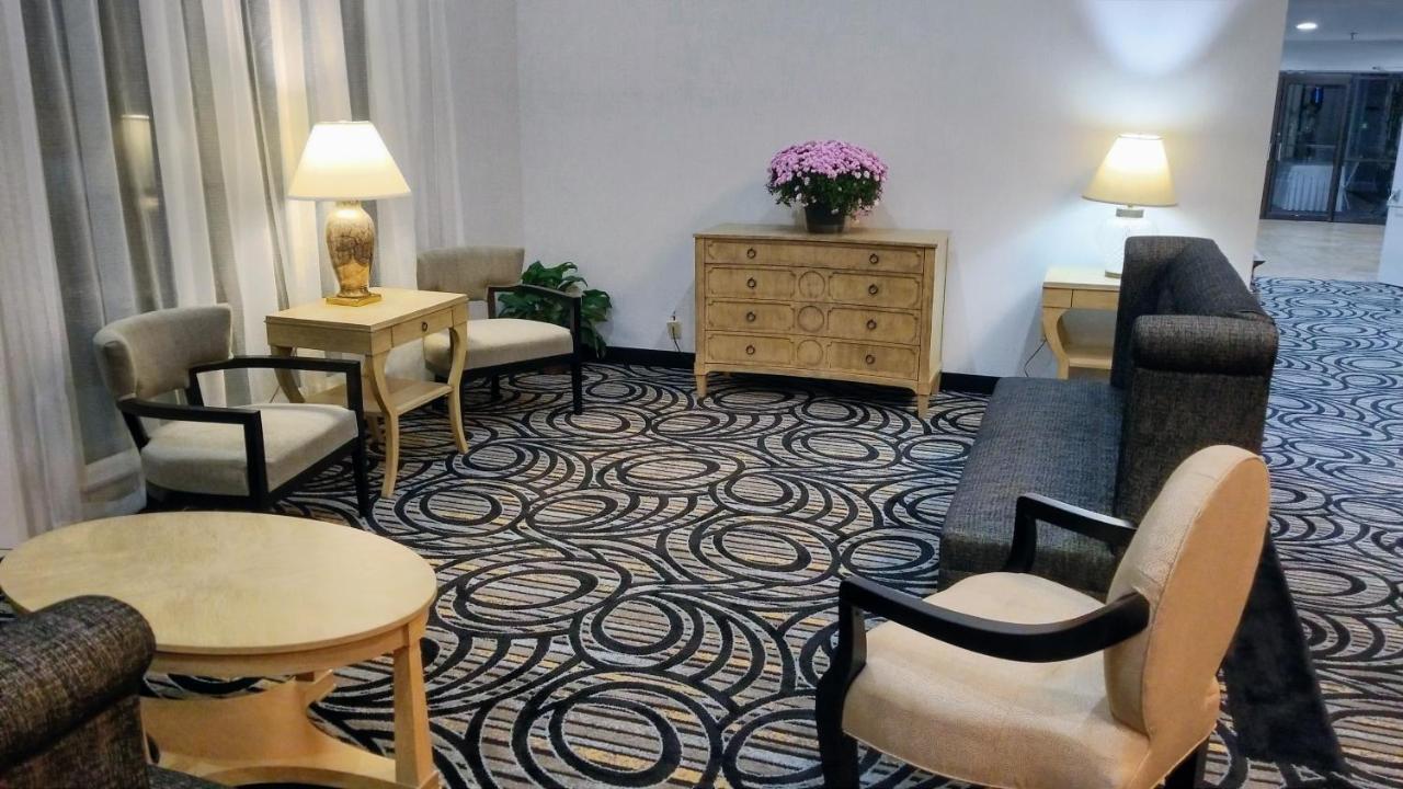 Bel-Aire Hotel Lake エリー エクステリア 写真