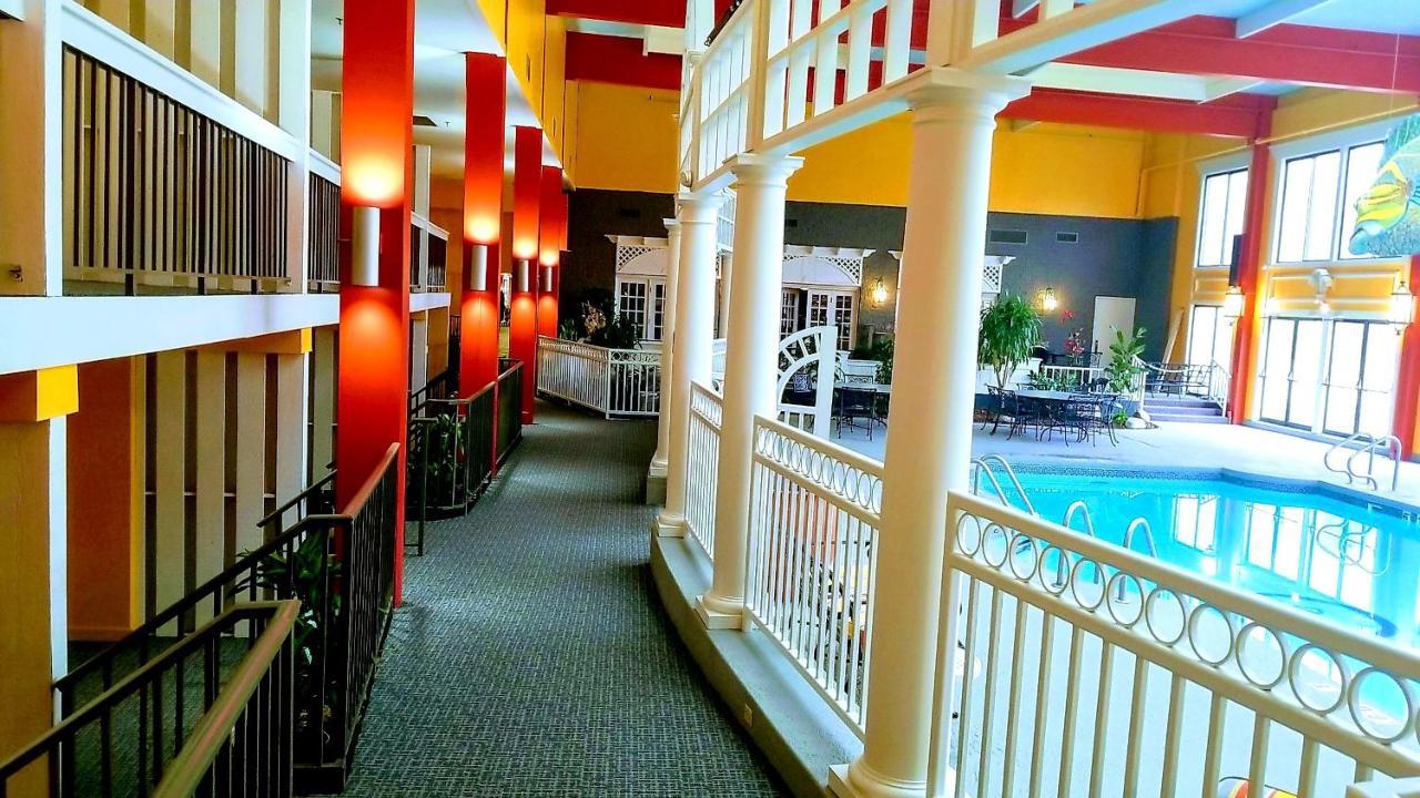 Bel-Aire Hotel Lake エリー エクステリア 写真