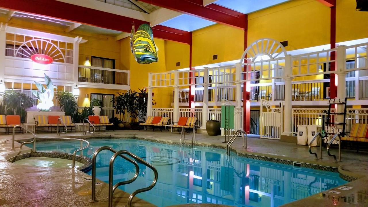Bel-Aire Hotel Lake エリー エクステリア 写真