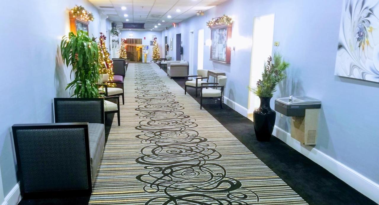 Bel-Aire Hotel Lake エリー エクステリア 写真
