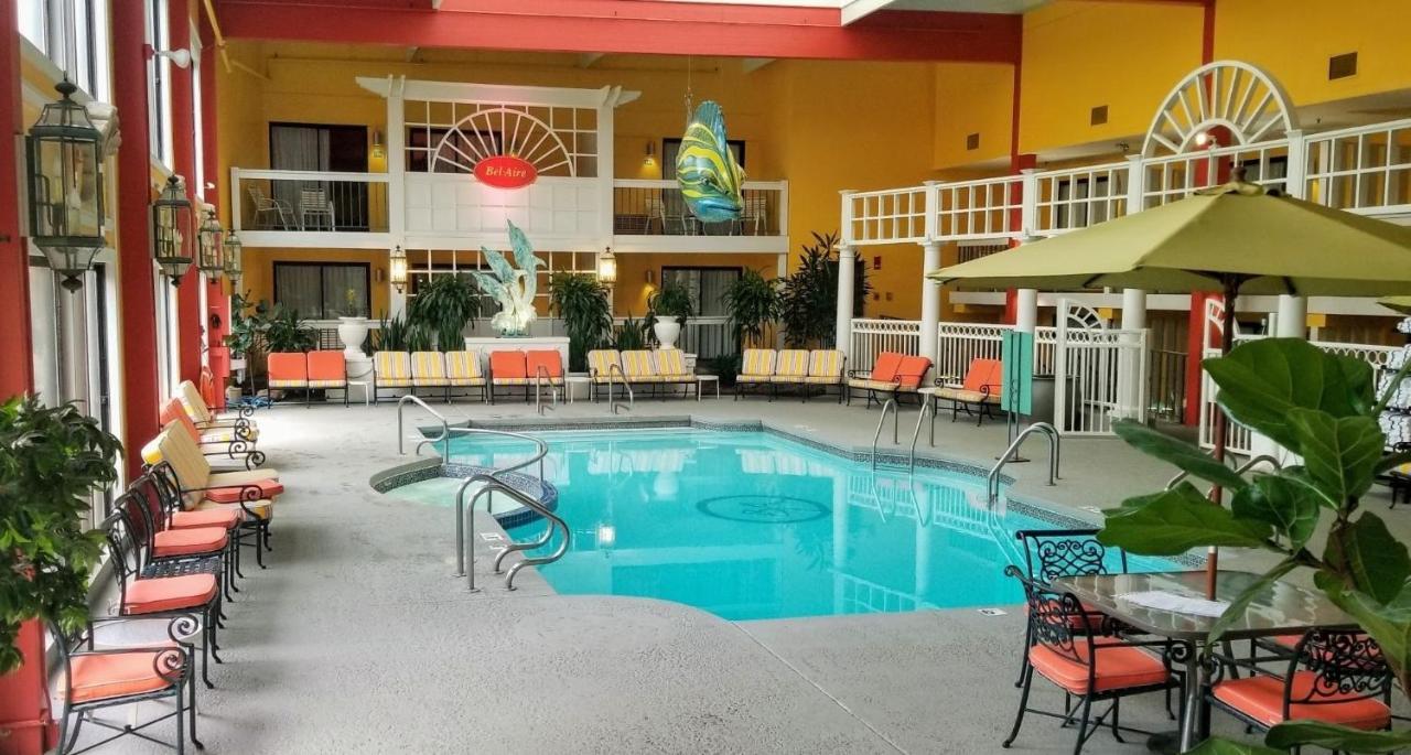 Bel-Aire Hotel Lake エリー エクステリア 写真