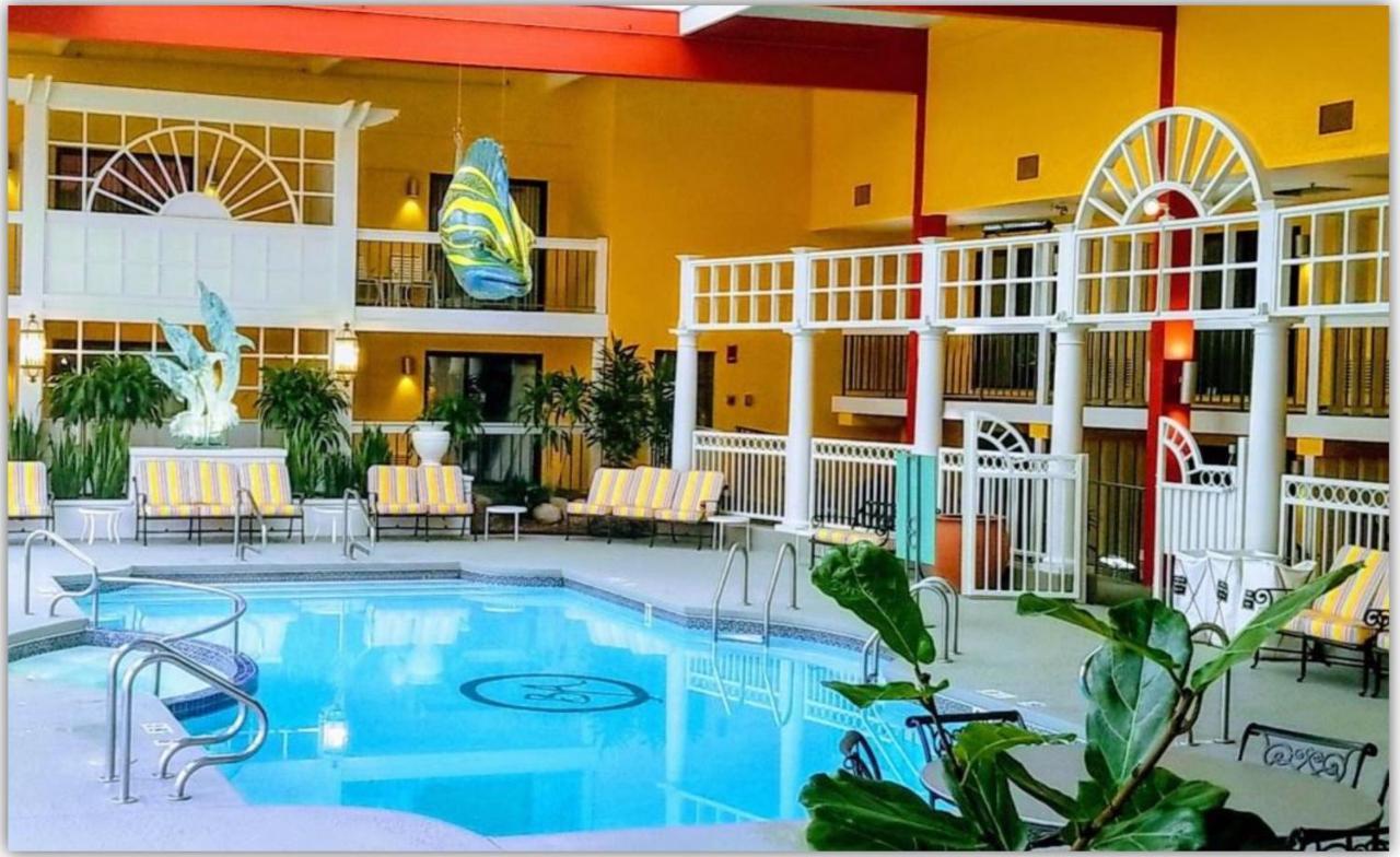 Bel-Aire Hotel Lake エリー エクステリア 写真